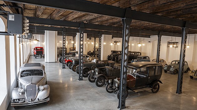 Výstava Spící krása ve Škoda Muzeu v hale bývalé kovárny z roku 1906 obsahuje jen vozy, které mají k tomuto prostoru vazbu, neboť právě tam byly vyrobeny jejich mnohé díly.