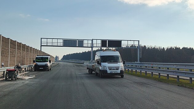 Nový úsek dálnice D35 mezi Litomyšlí a Svitavami je krátce před dokončením. Otevře se za necelý měsíc. (19. listopadu 2025)
