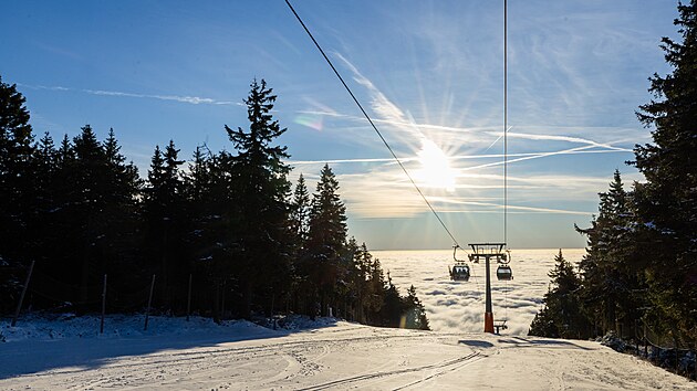 První lyžařský den na Černé hoře v Krkonoších (28.11.2025).