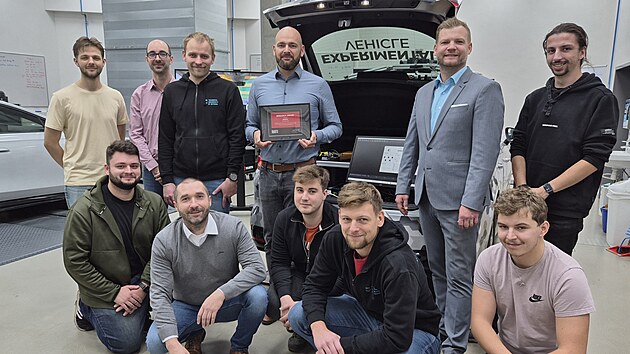 Tým výzkumníků z VŠB-TUO získal prestižní ocenění za vývoj systémů pro autonomní vozy