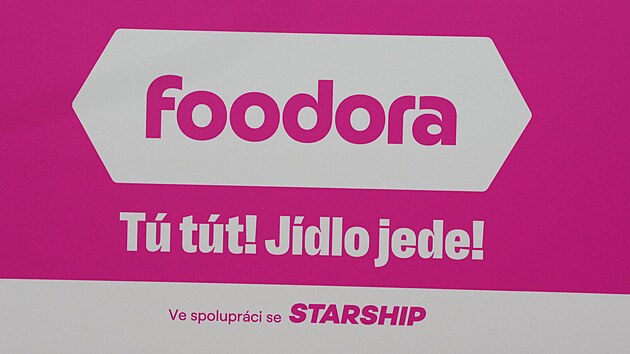 Foodora představila autonomní robotická vozítka, která budou rozvážet jídlo, začnou na Praze 8. (2. prosince 2025)