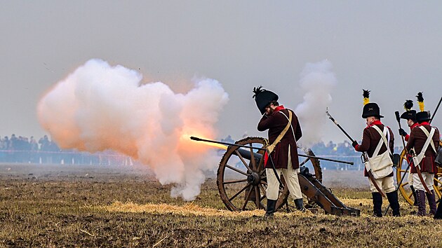 Bitvu u Slavkova z roku 1805 každoročně připomíná rekonstrukce nadšenců v...
