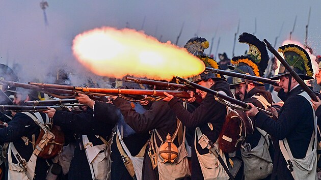 Bitvu u Slavkova z roku 1805 každoročně připomíná rekonstrukce nadšenců v...