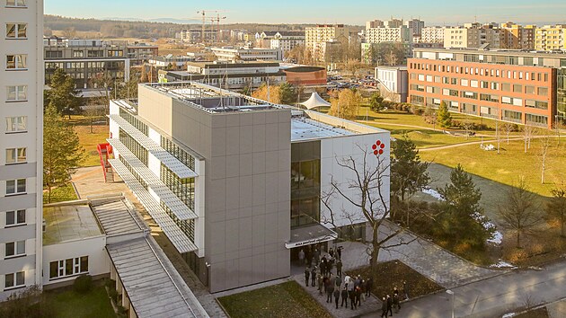 Jihočeská univerzita (JU) v Českých Budějovicích přestavila novou aulu. (1. prosince 2025)