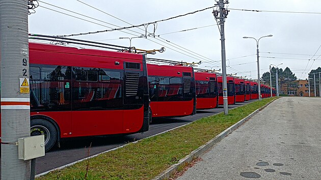 Českobudějovický dopravní podnik si pořídil 21 nových trolejbusů. (17. prosince 2025)