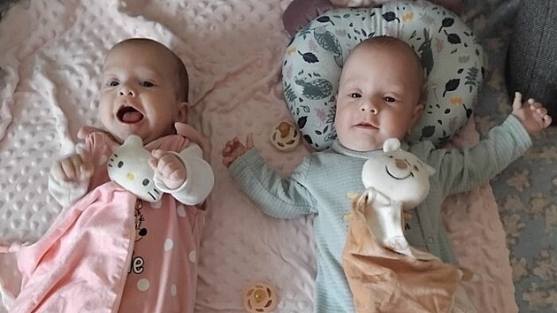 Po porodu dvojčat udeřila rakovina v plné síle. Péči o 6 dětí zvládá už jen stěží. (12. prosince 2025)