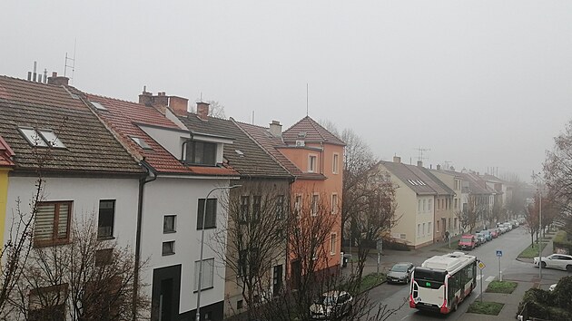 Mlhavé počasí, které už více než dva týdny přetrvává v Brně a na jihu Moravy.