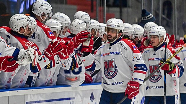 Hokejisté BK Havlíčkův Brod (v bílém) při zápase s Milevskem.