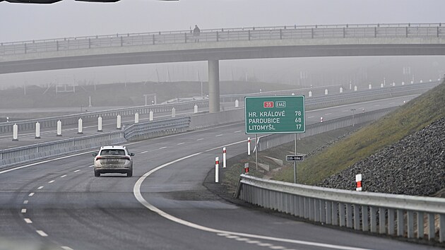 Ve čtvrtek dopoledne byl zprůjezdněn 11,7 kilometru dlouhý úsek mezi Janovem a Opatovcem. (18. prosince 2025)