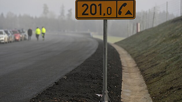 Ve čtvrtek dopoledne byl zprůjezdněn 11,7 kilometru dlouhý úsek mezi Janovem a Opatovcem. (18. prosince 2025)