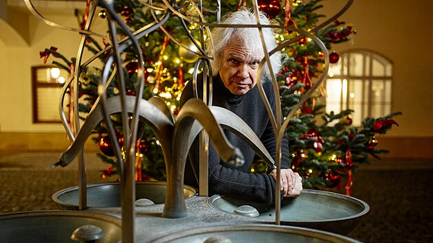 Scenárista, režisér a spisovatel Ivan Fíla vydává nový historický román Tisíc očí. (4. prosince 2025)