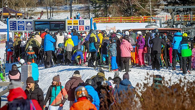 Lyžování ve Skiareálu Lipno. (30. prosince 2025)