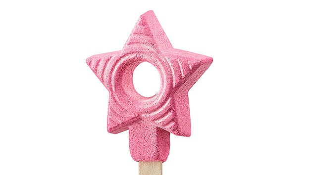 Lush, Snow Fairy Wand: koupelová pěna s vůní cukrové vaty, cena 280 Kč