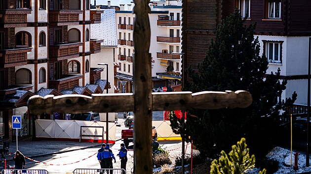 Tragédie ve Švýcarsku. Při požáru v lyžařském letovisku Crans-Montana zahynuly desítky lidí. (1. ledna 2026)