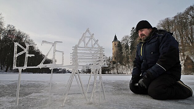 Dočasnost a pomíjivost je znakem landartu, v jehož duchu tvoří svá díla Stanislav Koudelka.