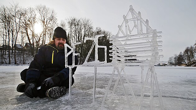 Dočasnost a pomíjivost je znakem landartu, v jehož duchu tvoří svá díla Stanislav Koudelka.