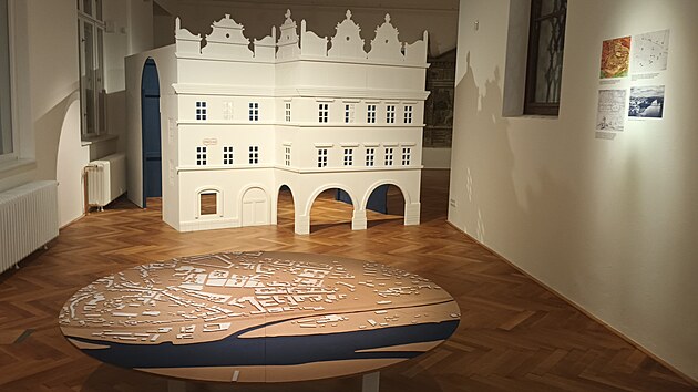 Výstava v Oblastním muzeu v Litoměřicích nazvaná „Domy vypráví – architektura Litoměřic“ přibližuje 800 let vývoje architektury města.