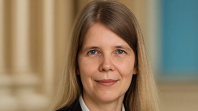 Zakladatelka organizace MAMILA Andrea Poloková vede české i slovenské zdravotníky k tomu, aby pochopili, proč je vhodné nahradit zavinovačky kontaktem dítěte s matkou.