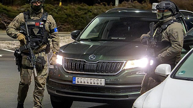 Na pražském letišti v neděli večer přistálo letadlo s Čechem Janem Darmovzalem, kterého venezuelský režim věznil více než rok. Propuštěn byl na začátku ledna po zásahu USA, spolu s dalšími cizinci (18. ledna 2026) |