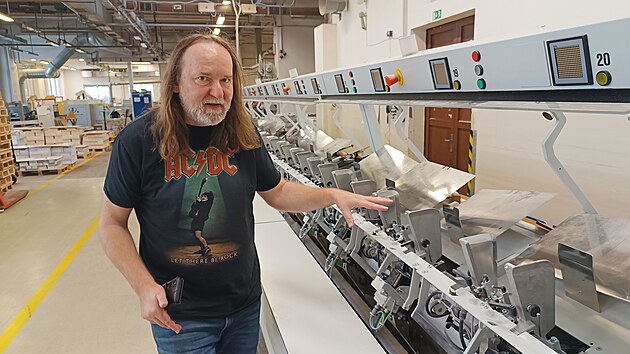 Technologii v havlíčkobrodských tiskárnách by mohl v dohledné době doplnit osmibarevný tiskový stroj. Ten dokáže tisknout na obě strany archu. Výrobu tak zrychlí a zefektivní. Šlo by o investici za zhruba tři miliony eur, největší v historii podniku.