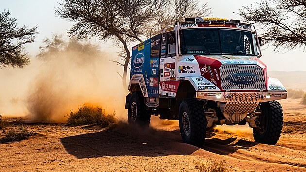 Česká posádka Buggyra ZM Racing ve složení Martin Šoltys, Vlastimil Miksch a...
