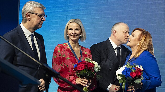 Volebn&iacute; sněm hnut&iacute; ANO na pražsk&eacute;m Chodově &ndash; Karel Havl&iacute;ček, Zuzana Mr&aacute;zov&aacute;, Robert Kr&aacute;l&iacute;ček a Alena Schillerov&aacute; (24. ledna 2026)
