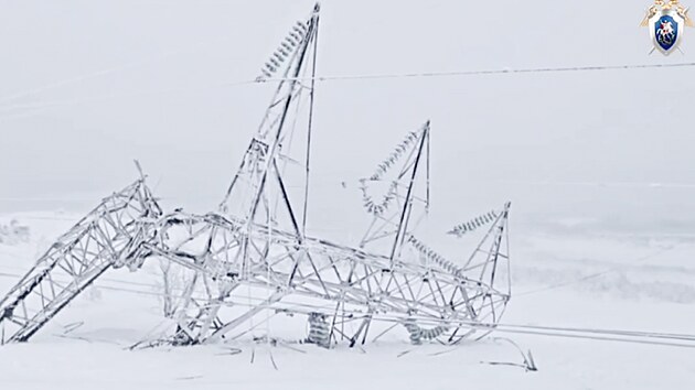 Ruské město Murmansk jede už druhý den na generátory. Spadlo tam zchátralé elektrické vedení. (25. ledna 2025)