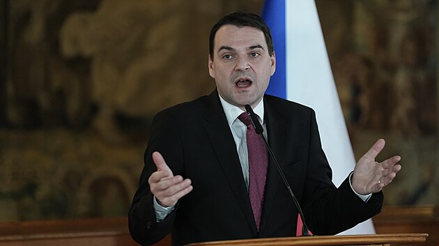 Ministr zahraničí na tiskové konferenci promluvil o své komunikaci s prezidentem Petrem Pavlem. (27. ledna 2026)