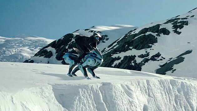 Druhou etapou byla nepochybně šeptanda, notně zesílená tiskovými zprávami a přiživovaná řízenými polo-oficiálními úniky informací z tokijského Minato City, kde Kawasaki sídlí. Vše naznačovalo, že nejspíš nejde jen o vizuální experiment, chytlavý marketing.