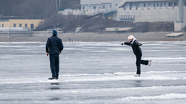 Bruslení na Brněnské přehradě. (leden 2026)