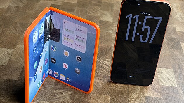 Model možné podoby chystaného ohebného iPhonu vytištěný na 3D tiskárně