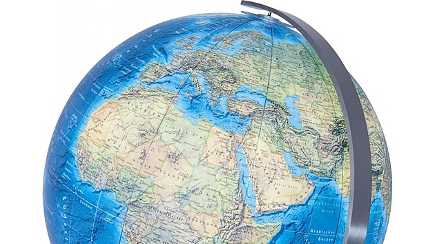 Glóby se cenově pohybují ve stovkách korun, ty větší mohou stát i 2 500 korun. Andrej Babiš si ovšem pořídil glóbus od renomovaného německého výrobce Columbus. (21. ledna 2026)