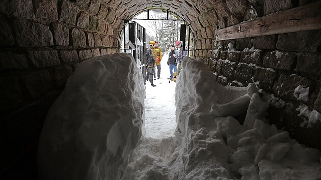 Důl Jeroným v Čisté na Sokolovsku je přes zimu pro návštěvníky uzavřený. Zimují zde totiž netopýři, které každoročně odborníci sčítají.