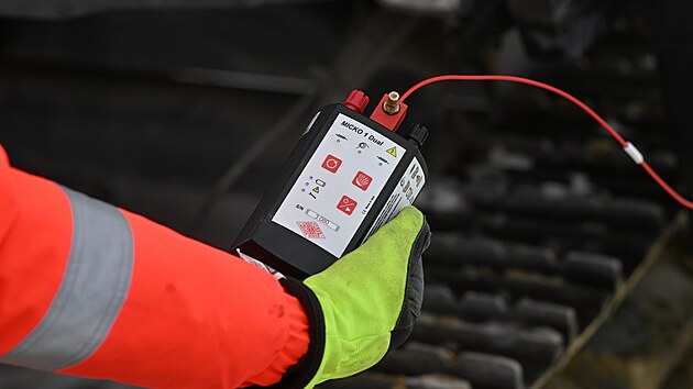 Horninový odstřel na stavbě D35 Litomyšl – Janov. (4. února 2026)