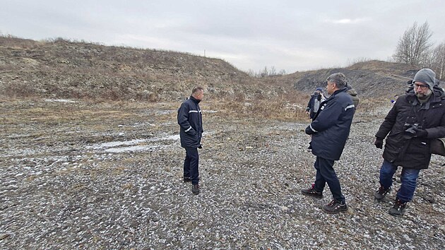 Spor o způsob, jakým má být sanována heřmanická halda, pokračuje.