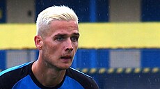 NOVÝ PŘELIV. Roman Potočný se před duelem se Slavií obarvil.