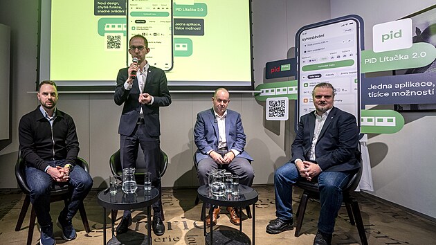 Od příštího ledna by měla fungovat vylepšená aplikace PID Lítačka 2.0. Nabídne například tmavý režim. Podle náměstka pro dopravu Jaromíra Beránka do budoucna přibudou ještě další funkce. (11. února 2026)