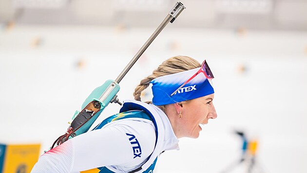 Lucie Charvátová během sprintu na ZOH 2026.