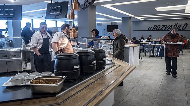 Jídelna U Rozvařilů v obchodním důmě Bílá Labuť. (19. února 2026)