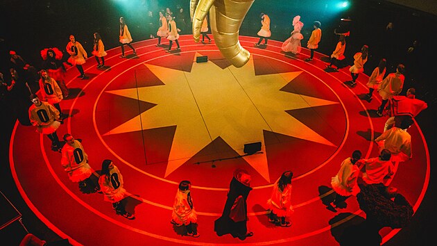 Divadelní představení HUMAN ZOO – Gospelová Anarchie v Nové Spirále pražského Výstaviště.