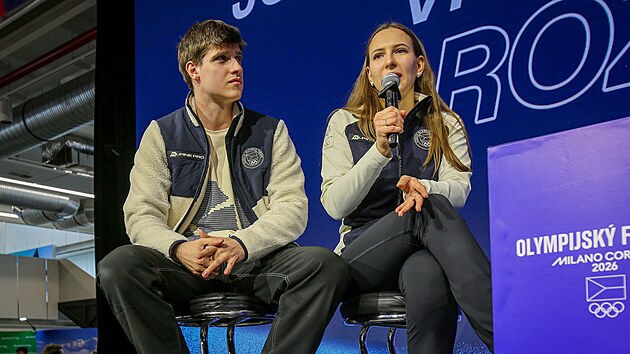 Čeští curleři Julie Zelingrová a Vít Chabičovský, osmí na ZOH v Miláně, přijeli v pátek na českobudějovický olympijský festival. (13. února 2026)