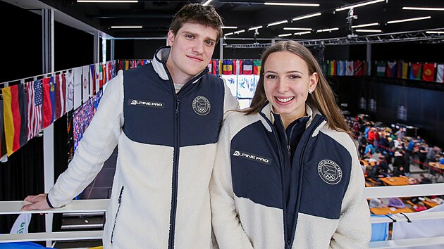 Čeští curleři Julie Zelingrová a Vít Chabičovský, osmí na ZOH v Miláně, přijeli v pátek na českobudějovický olympijský festival. (13. února 2026)