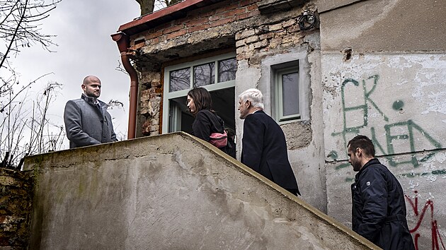 Prezident Petr Pavel s manželkou Evou Pavlovou během své návštěvy Prahy navšívili komunitní projekty Buďánka a Hájovna v Praze 5. Budova bývalé drogové varny se zrevitalizovala do podoby komunitního centra. (18. února 2026)