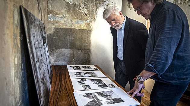 Prezident Petr Pavel s manželkou Evou Pavlovou během své návštěvy Prahy navšívili komunitní projekty Buďánka a Hájovna v Praze 5. Budova bývalé drogové varny se zrevitalizovala do podoby komunitního centra. (18. února 2026)