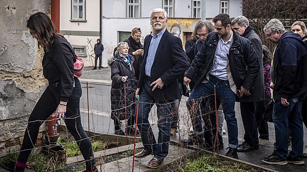 Prezident Petr Pavel s manželkou Evou Pavlovou během své návštěvy Prahy navšívili komunitní projekty Buďánka a Hájovna v Praze 5. Budova bývalé drogové varny se zrevitalizovala do podoby komunitního centra. (18. února 2026)