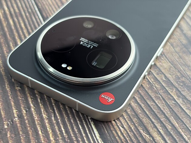 Xiaomi 17 Ultra by Leica