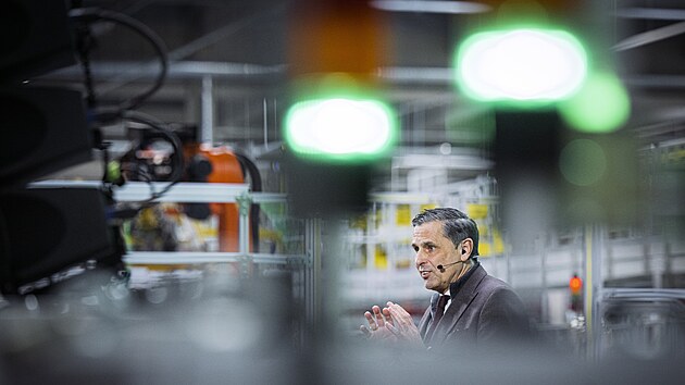 Předseda představenstva Škoda Auto Klaus Zellmer na otevření nové výrobní haly pro bateriové systémy společnosti Škoda Auto v Mladé Boleslavi. (27. února 2026)