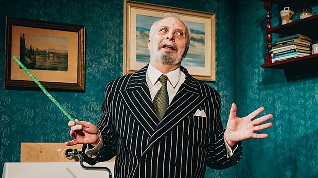 Tvůrci slibují, že divadelní pojetí nabídne stejnou dávku humoru jako legendární film.