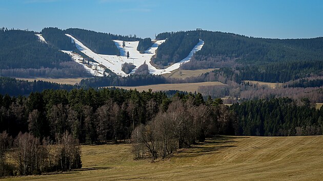 Jarn&iacute; lyžov&aacute;n&iacute; v Lipně nad Vltavou. (6. března 2026)