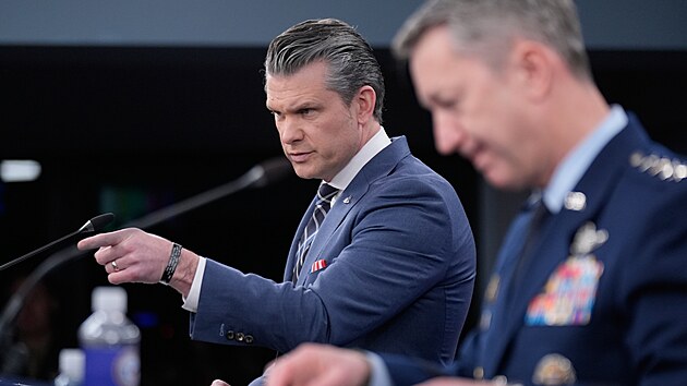 Americký ministr obrany Pete Hegseth (19. března 2026)